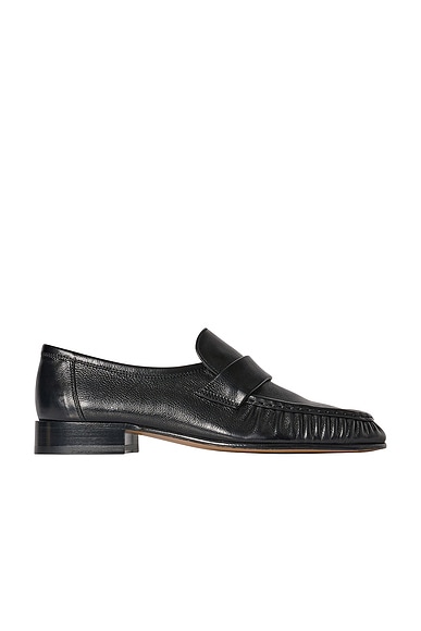 Soft Loafer