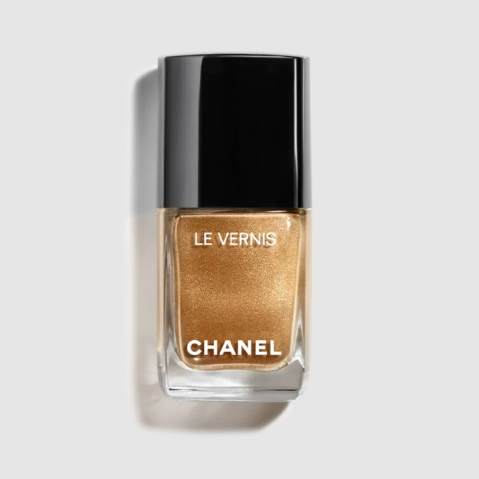 Chanel + Le Vernis Longwear Nail Colour in 157 Phenix