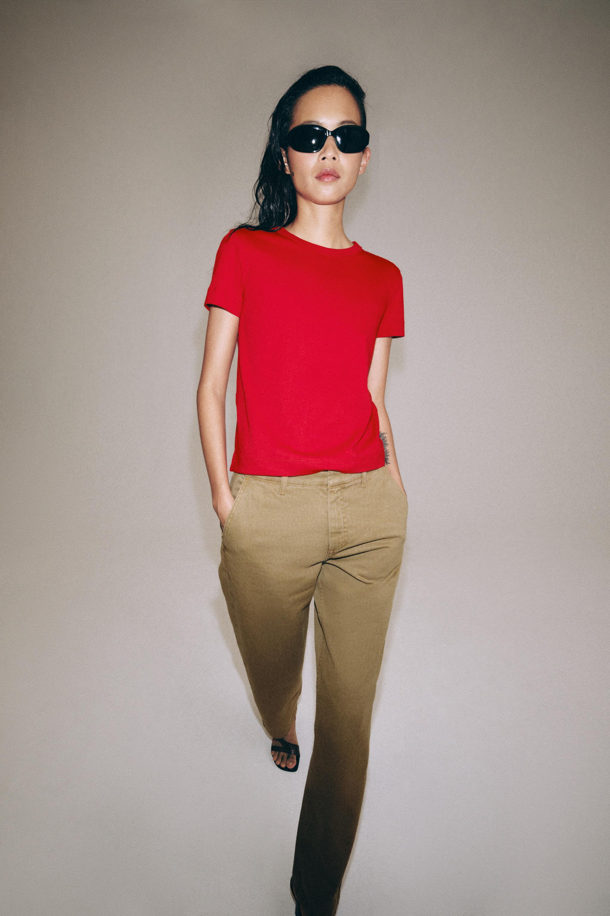 Interlock Short Sleeve T-Shirt - Bright Red - Xs