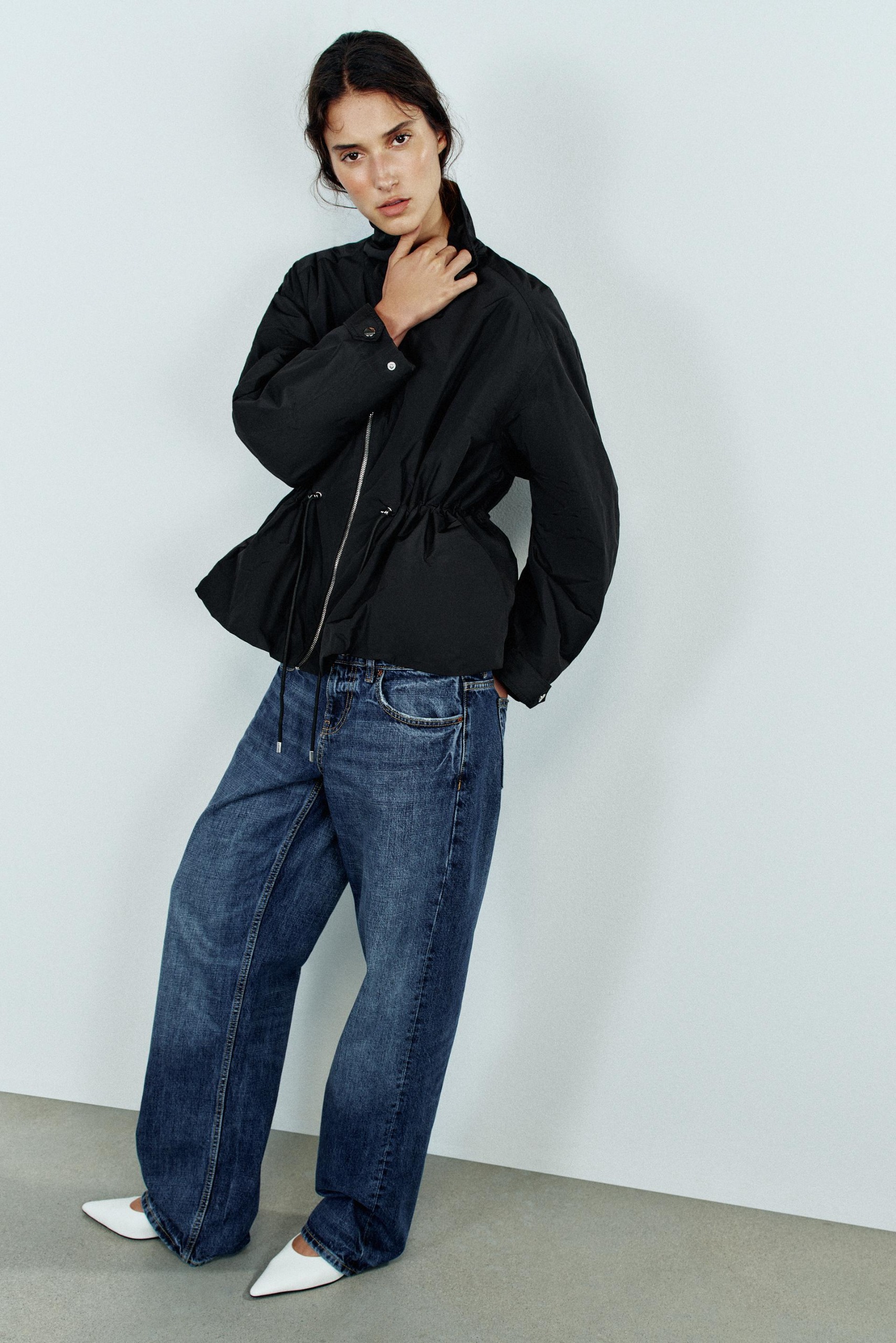 High-Collar Puffer Jacket - Black - Xs