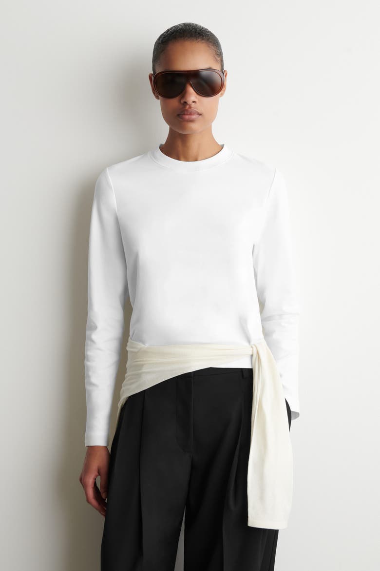 Clean Cut Long-Sleeved T-Shirt