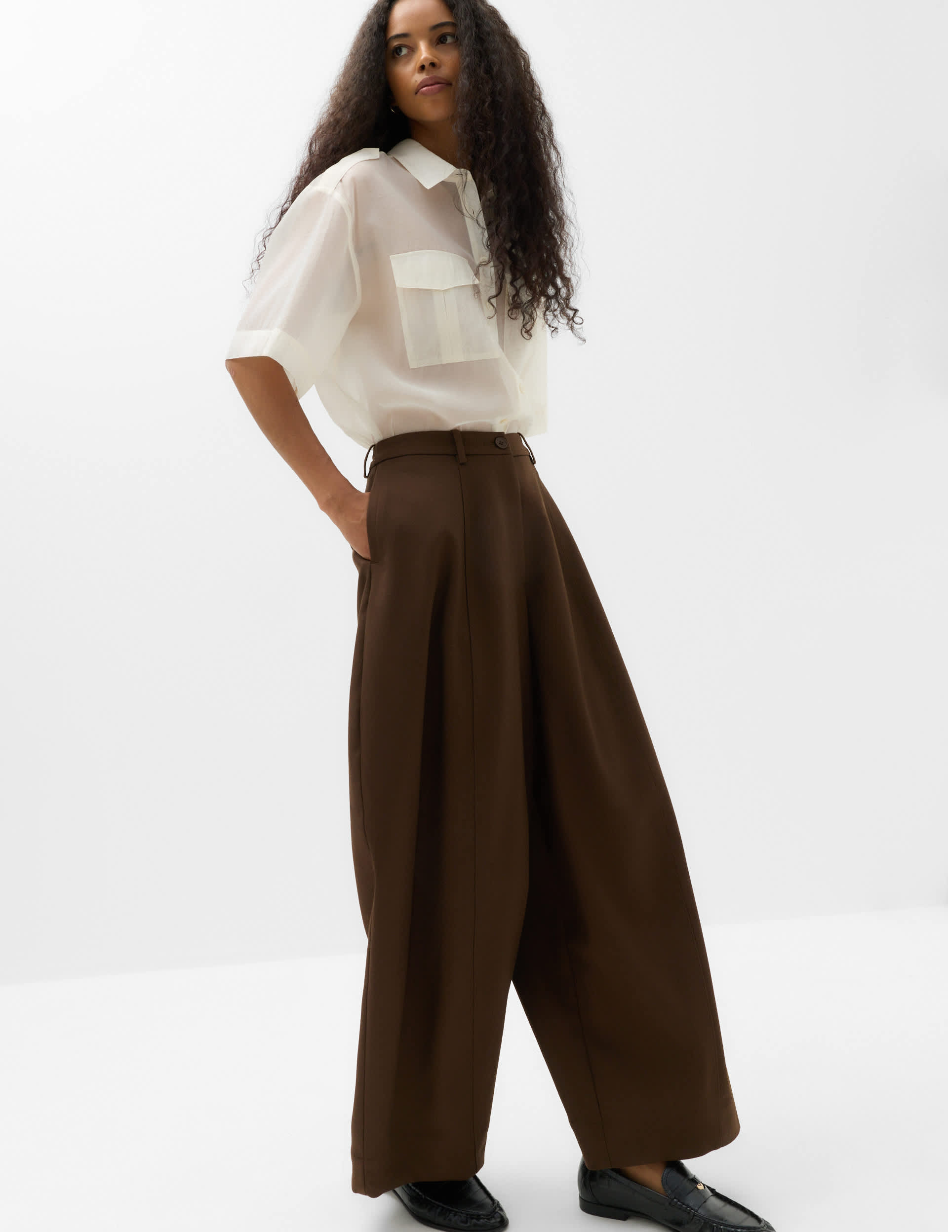 Barrel Leg Trousers