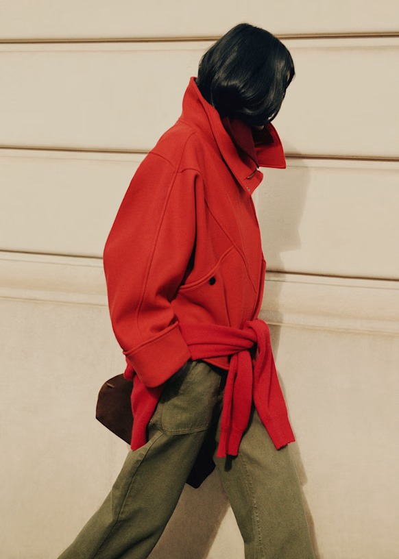 S&eacute;zane red coat.