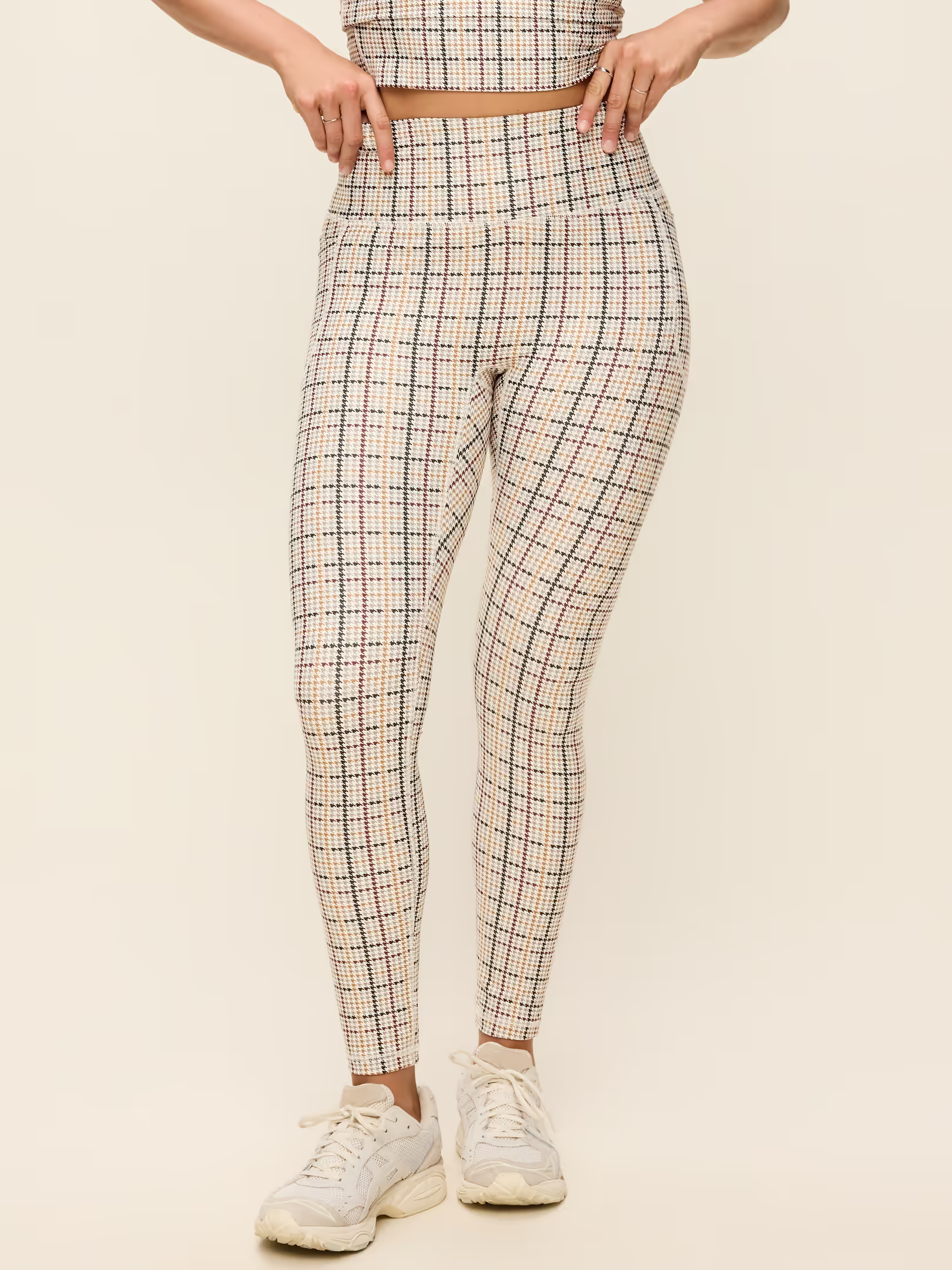 Old Navy, Extra-High Waisted Powersoft Boundless Full-Length Pocket Leggings