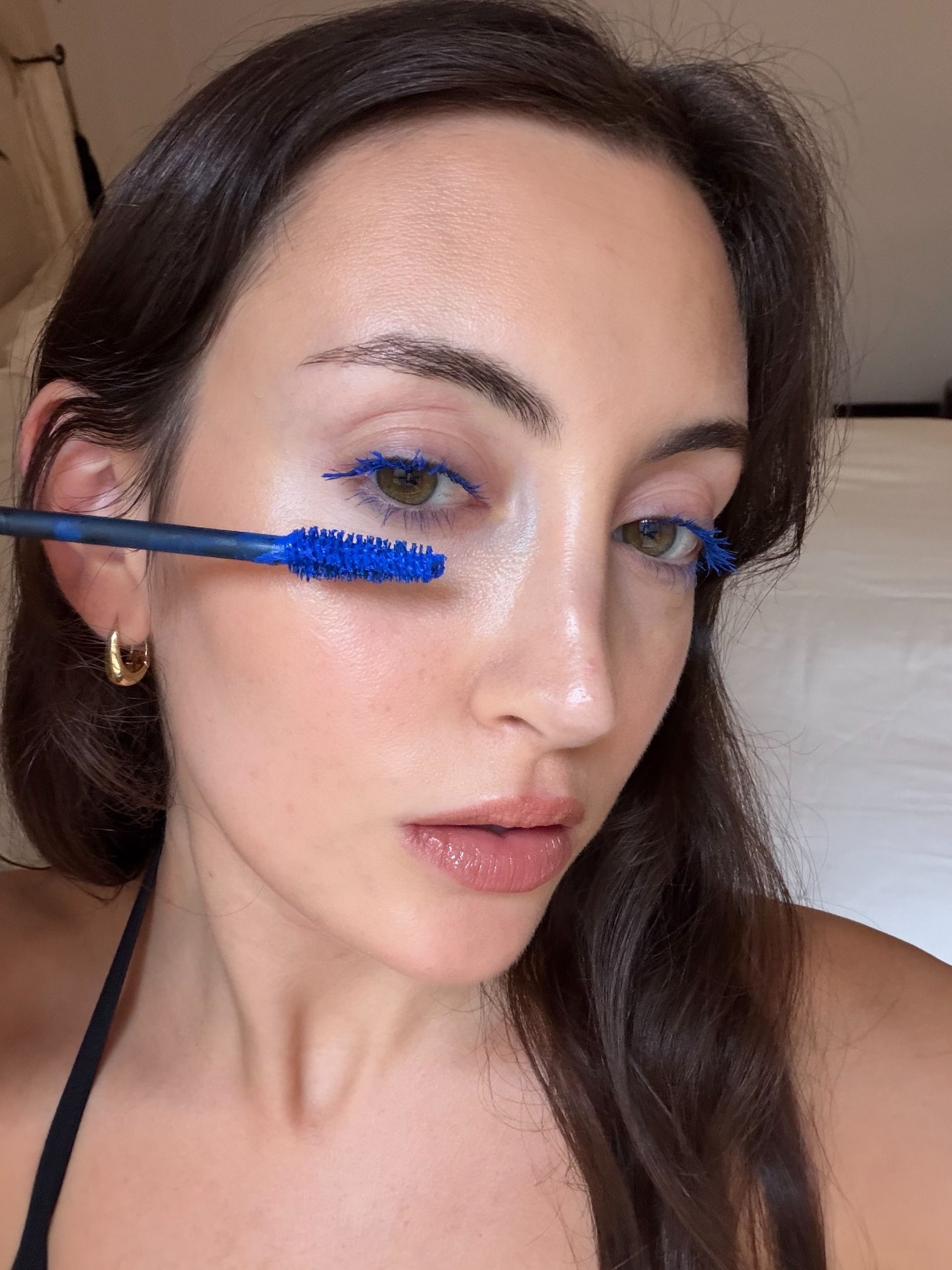 Alyssa Brascia wearing blue mascara.