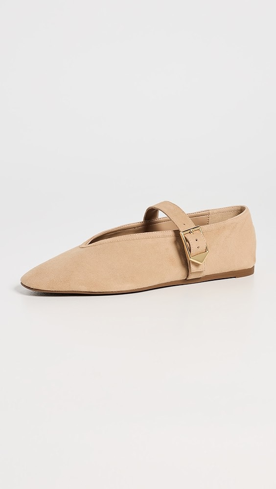 Vick Buckle Flats - Light Wood