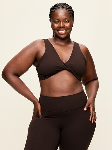 Old Navy, Light Support Studiosmooth Twist-Front Sports Bra