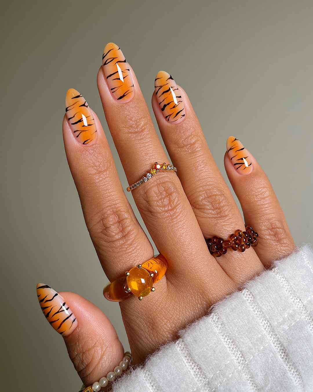 tiger print manicure