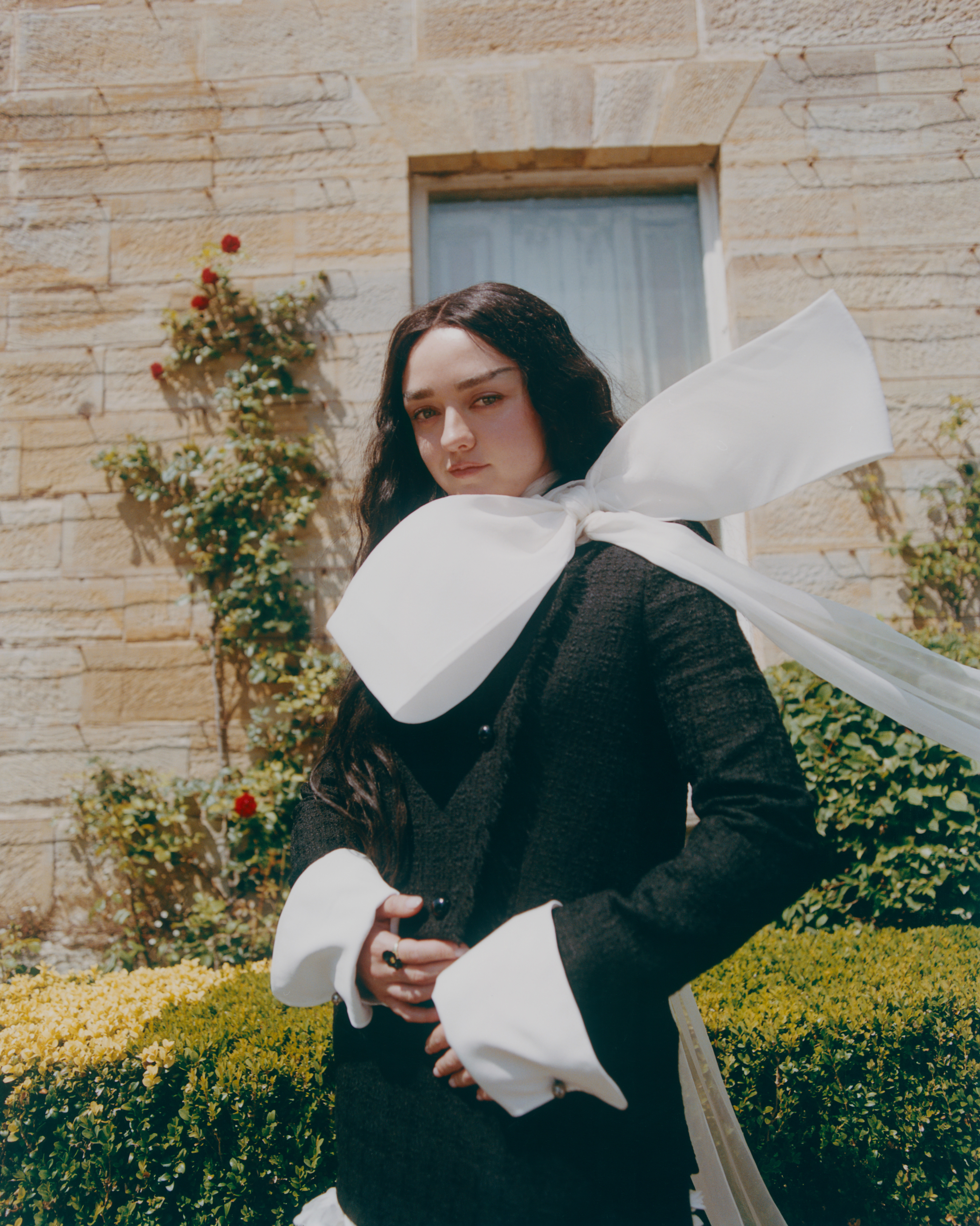 Under Her Spell&mdash;Maisie Williams Talks Practical Magic 2, Turning 30 and the Charm of the Shockingly Ordinary