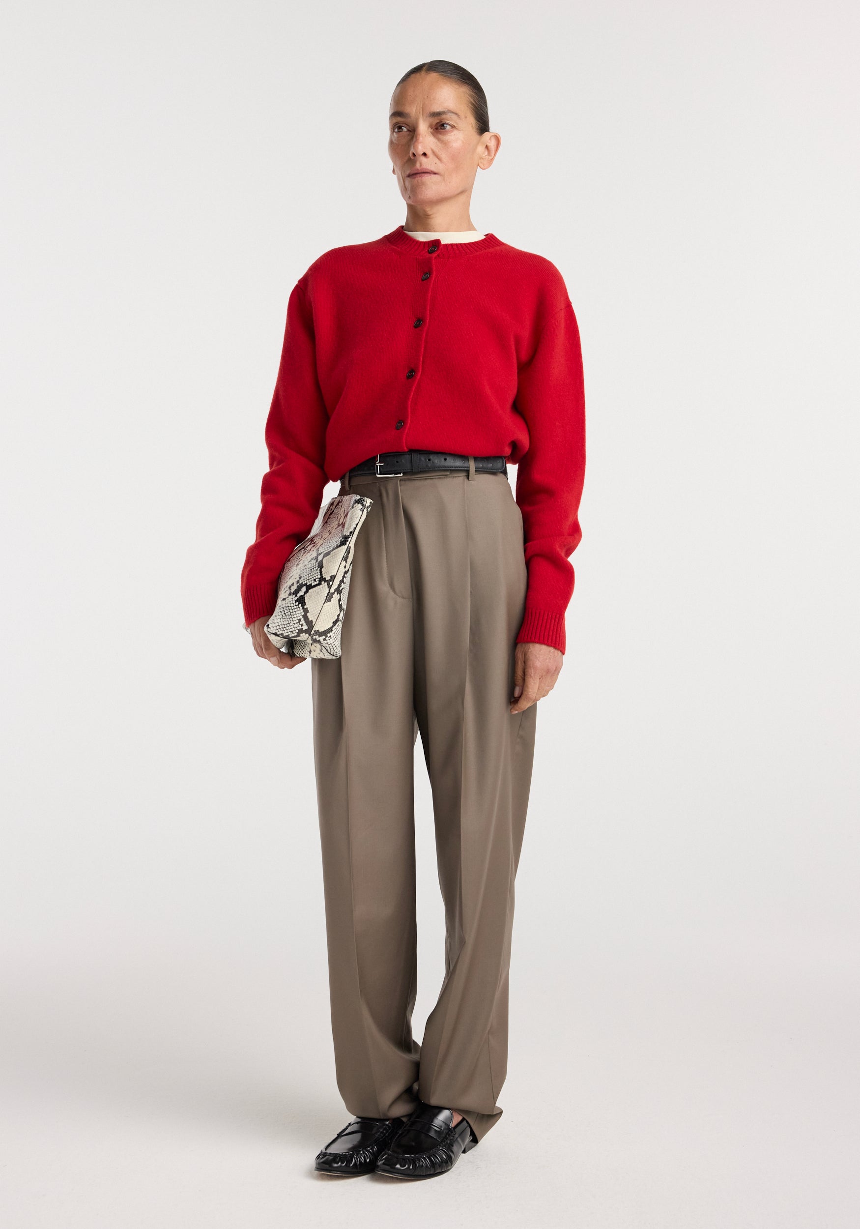 Daria - Single Pleat Tapered Trousers | Desert Brown