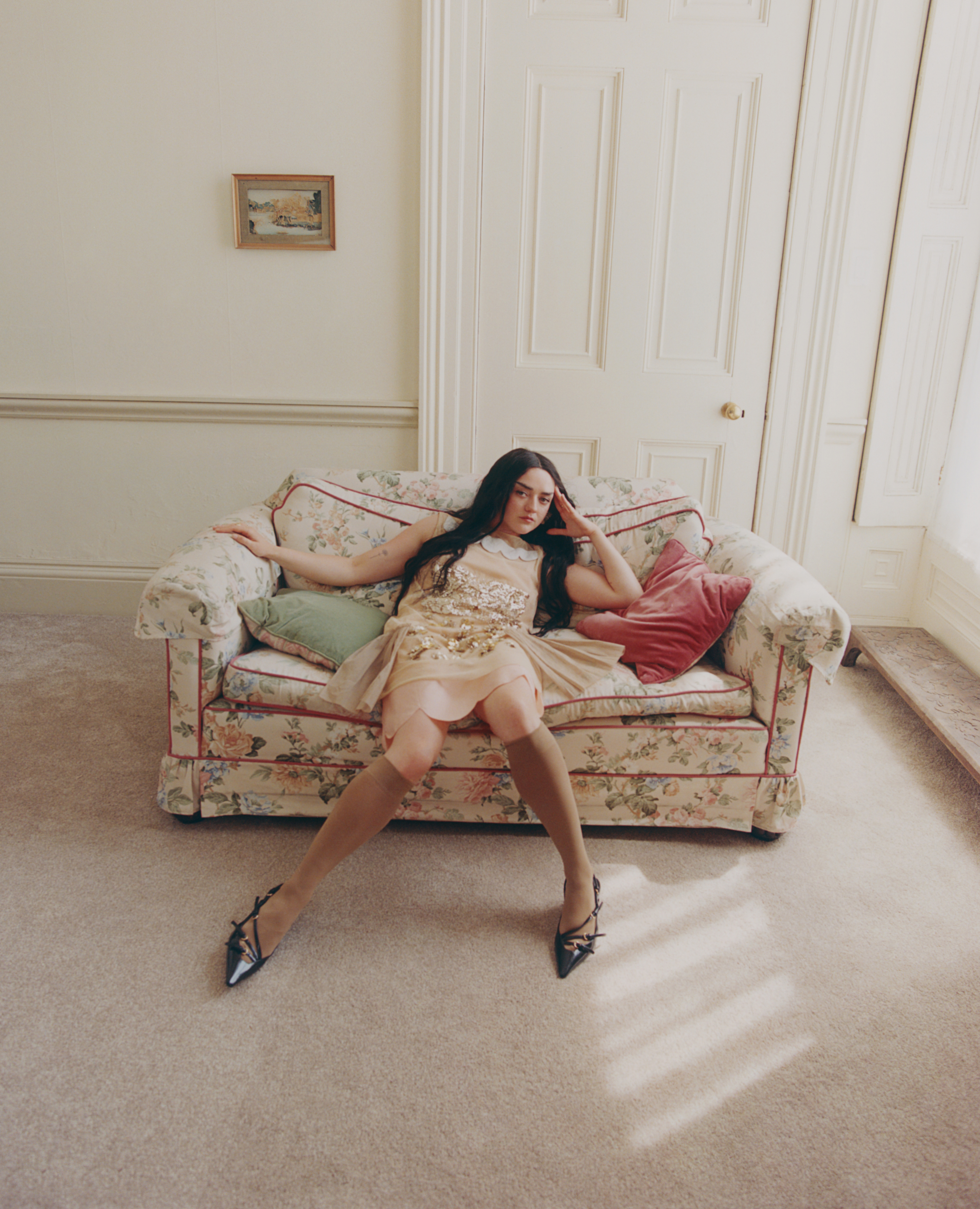 Under Her Spell&mdash;Maisie Williams Talks Practical Magic 2, Turning 30 and the Charm of the Shockingly Ordinary