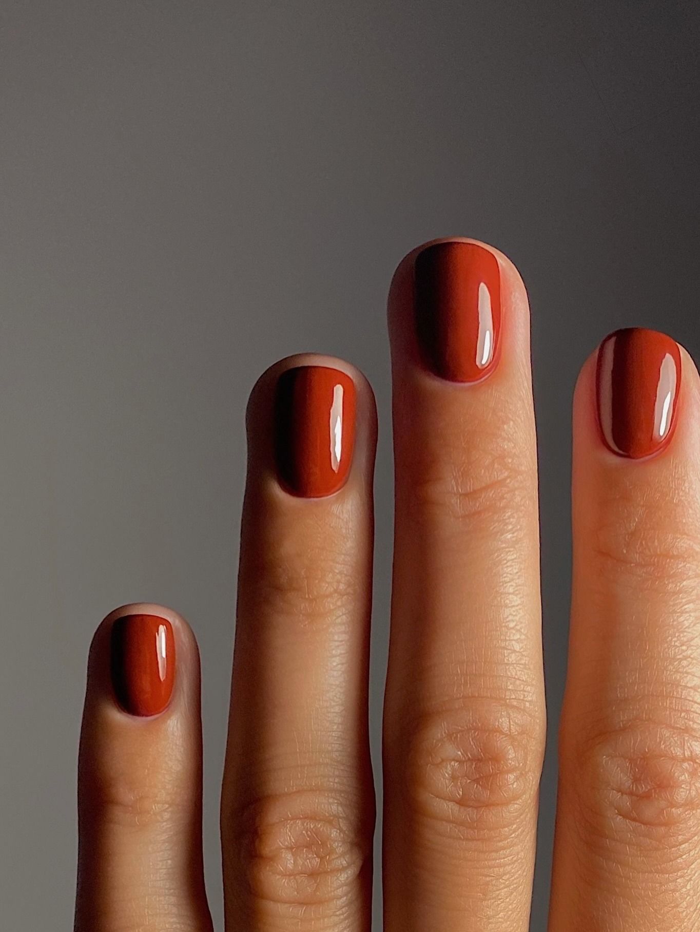 @matejanova wearing Manucurist bohème nail polish