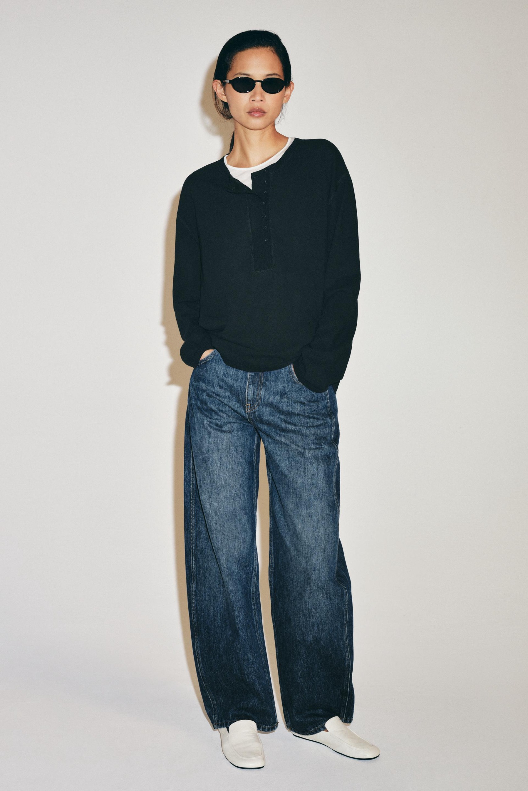 Linen Henley T-Shirt - Black - S