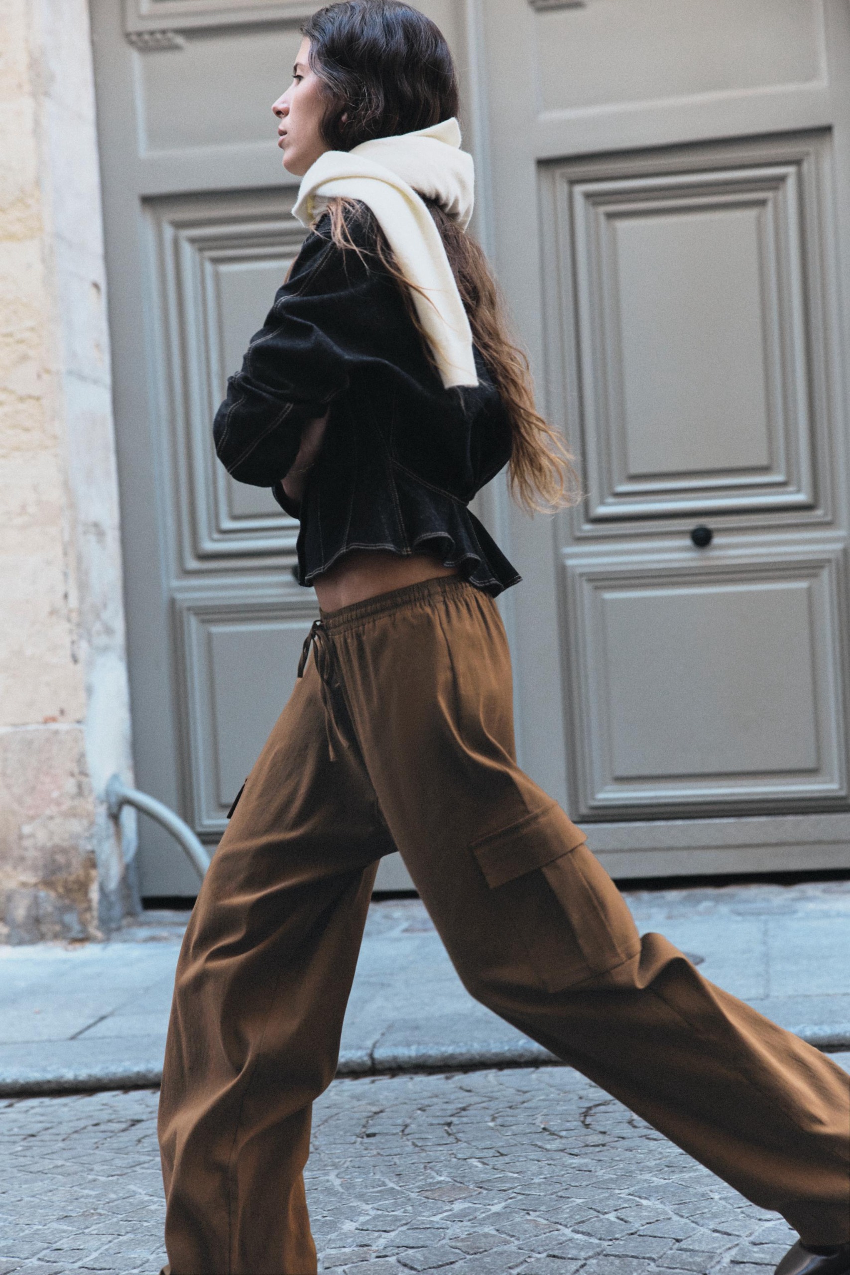 Zara cargos