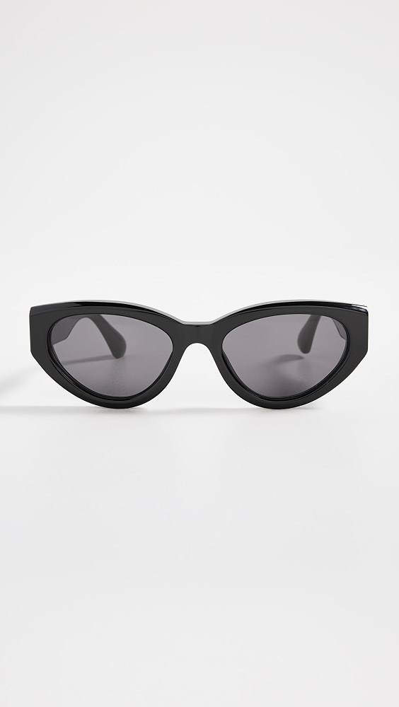 06 Core Sunglasses - Black
