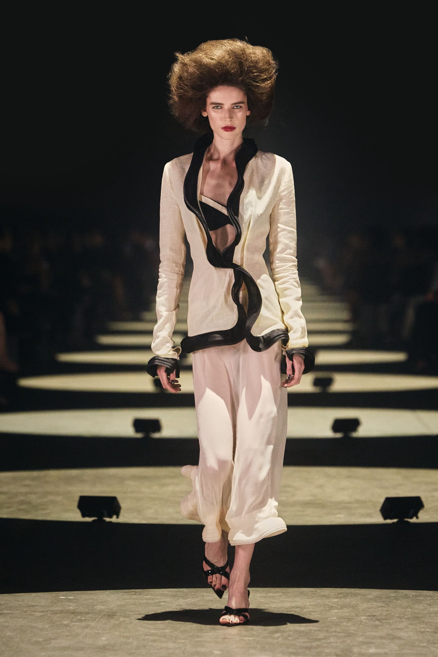 Khaite S/S 27 runway, messy bedhead trend