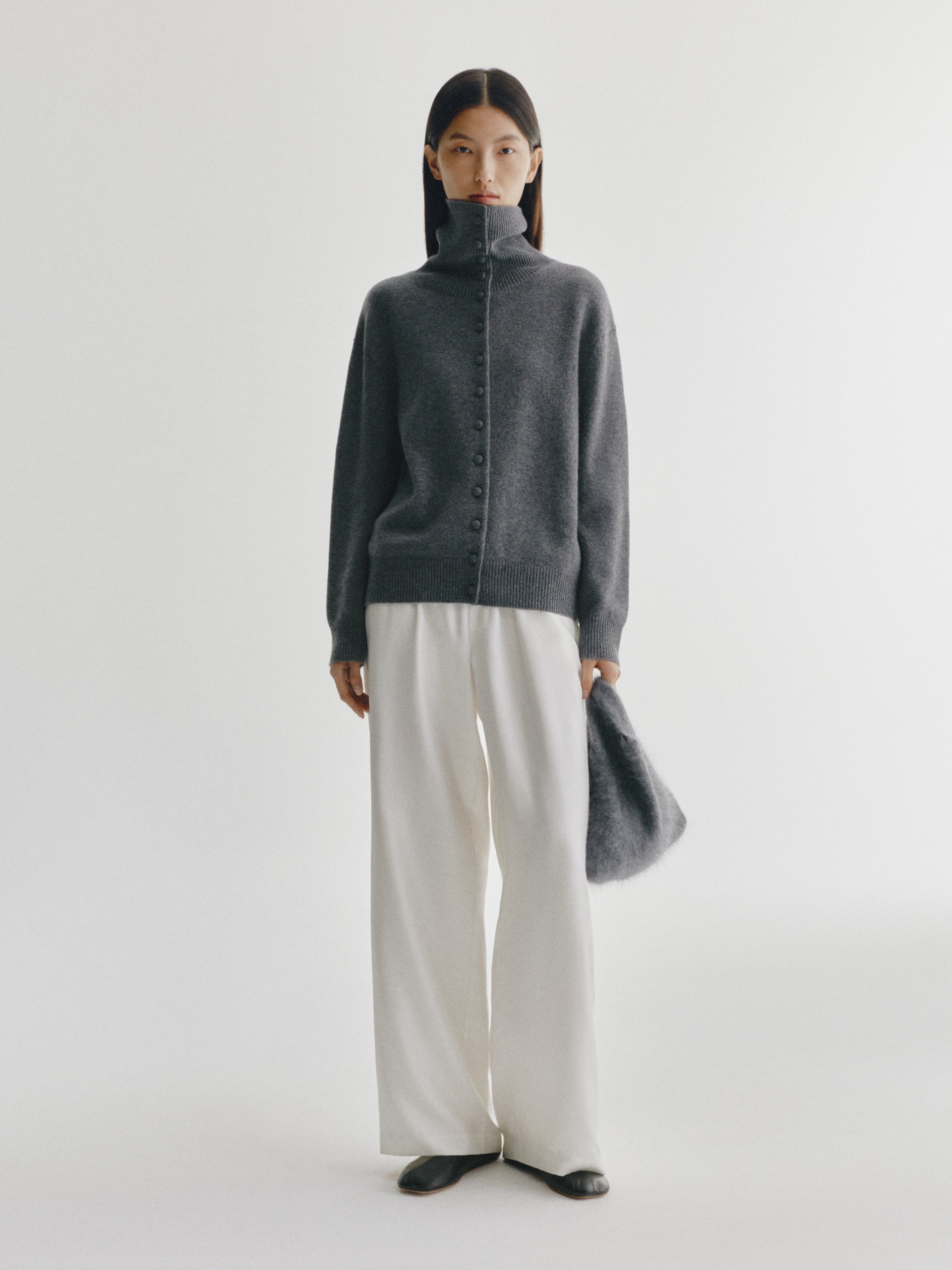 Denie Cardigan Graphite | Cashmere | Lisa Yang