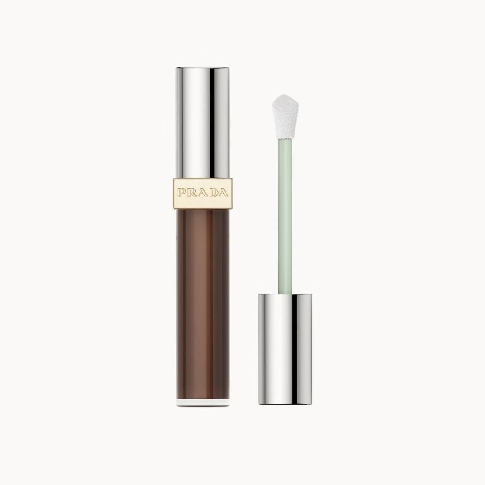 Prada Reveal Concealer