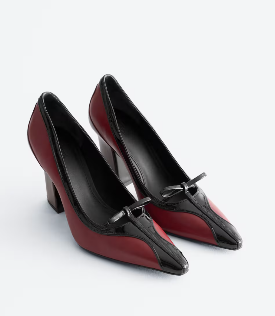 And Other Stories , Bow-Detail Leather Pumps