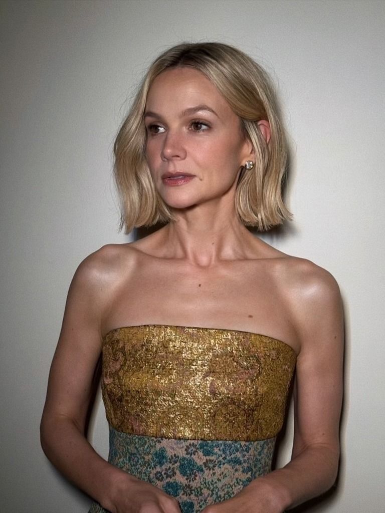 Carey Mulligan with an icy blonde bob