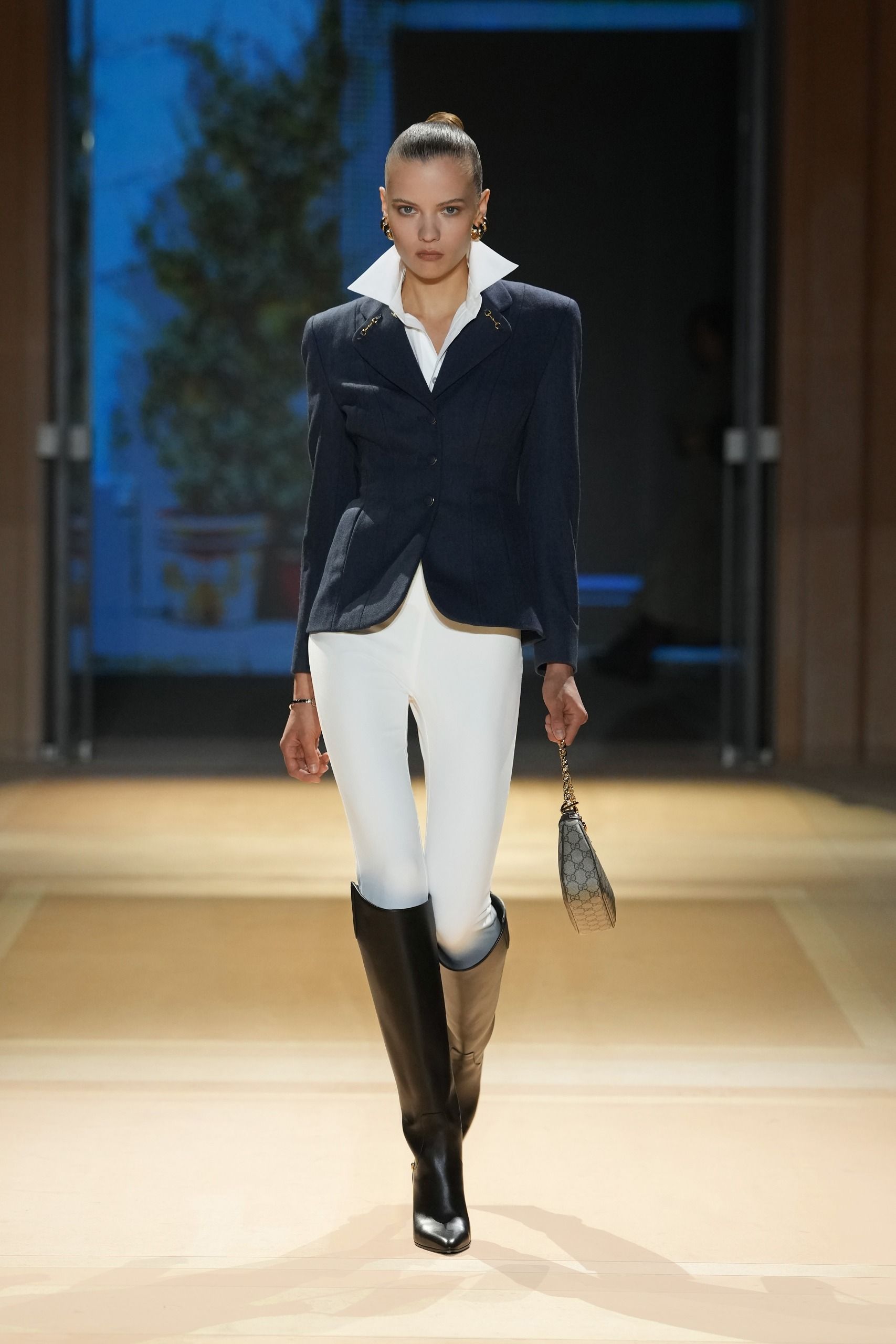 Gucci spring/summer 2027 runway show look
