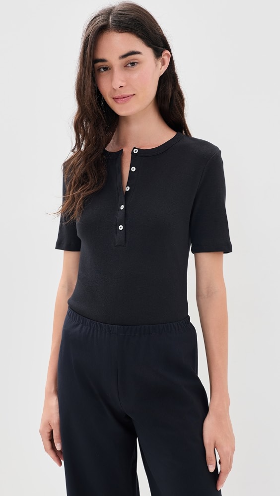 Nando Henley Tee - Black
