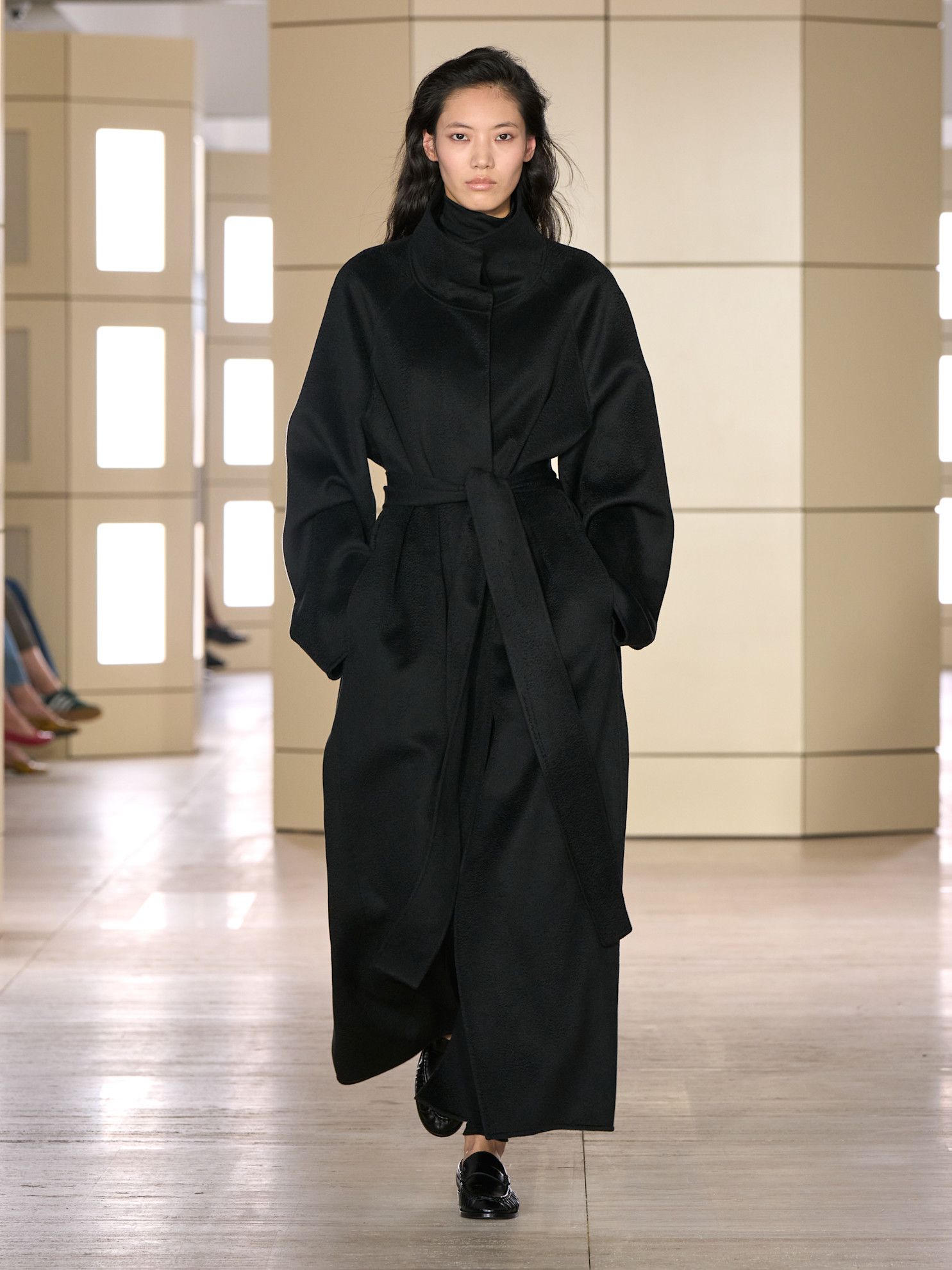Cos Autumn 2026 Runway.