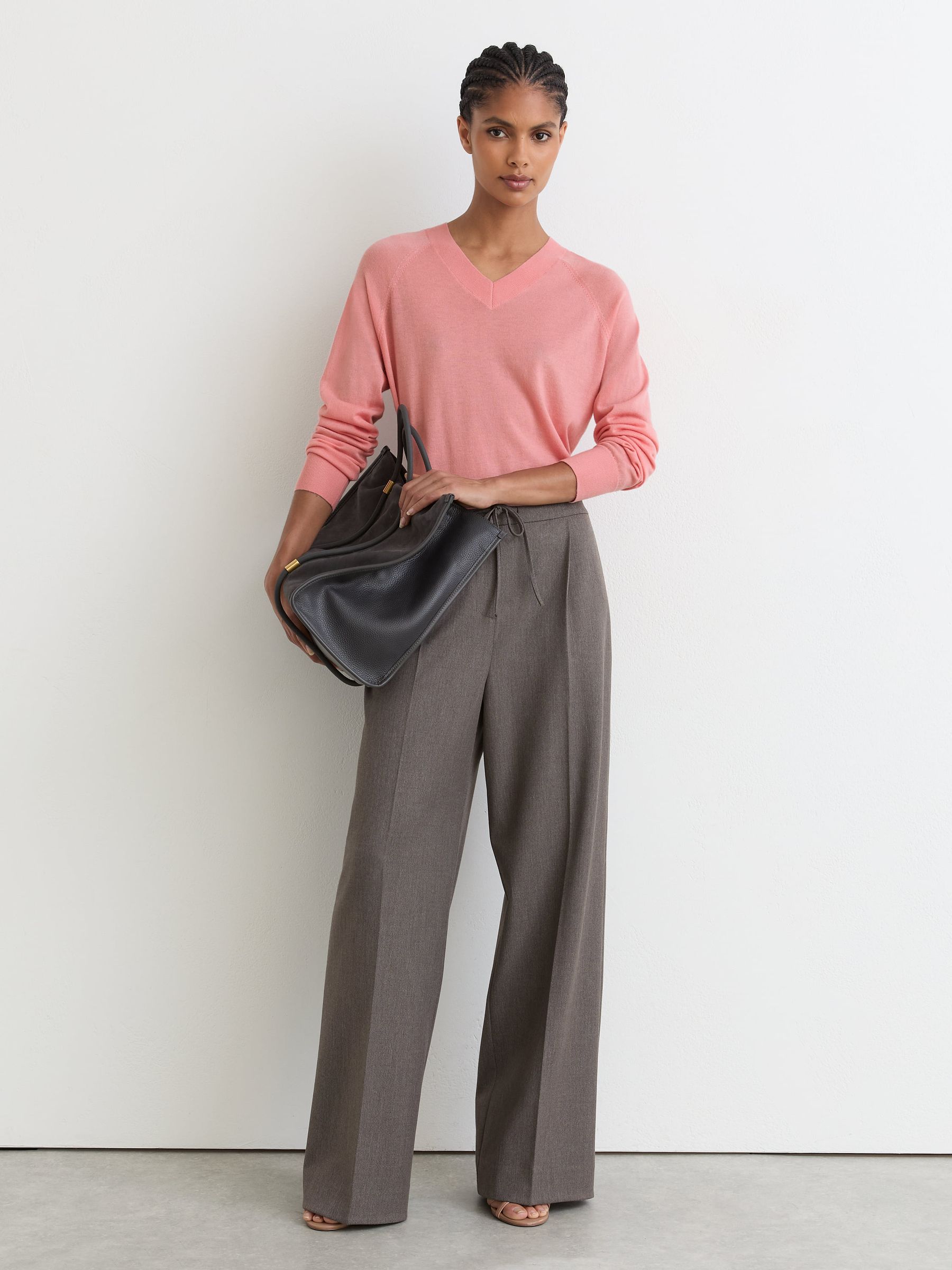 Merino Wool V-Neck Jumper in Pink - Size X-Small