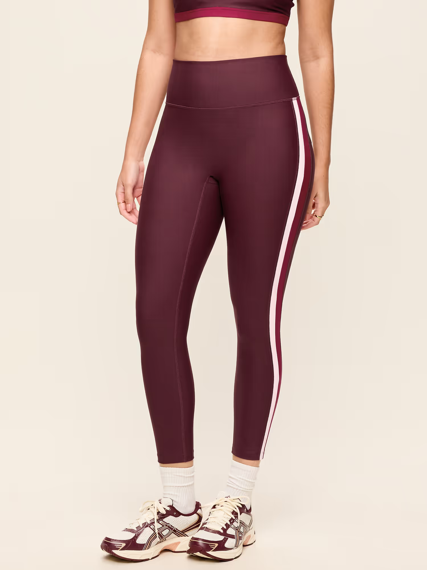 Old Navy, High-Waisted Powersoft Boundless 7/8 Leggings &ndash; No Front Seam