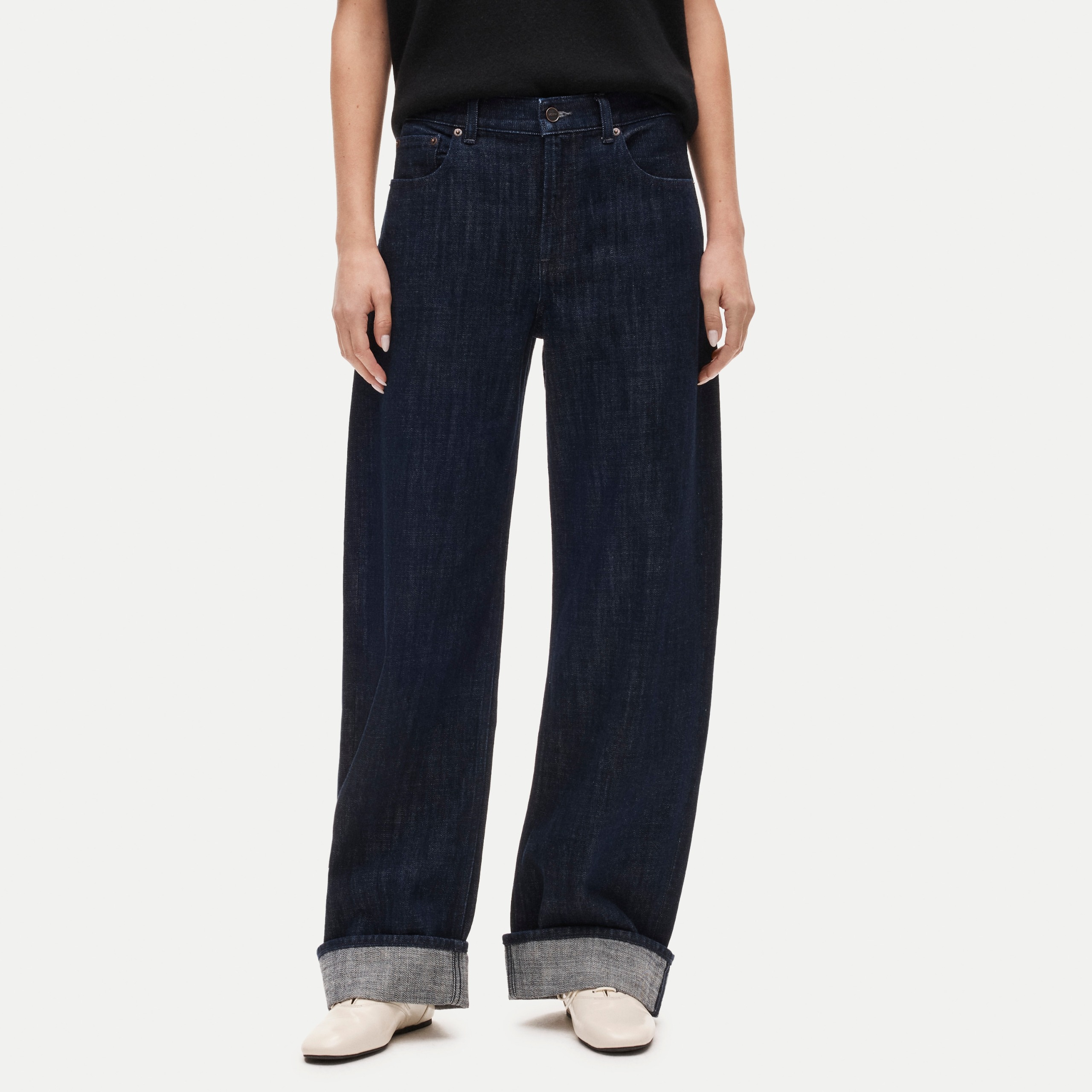 Exaggerated Barrel Jean