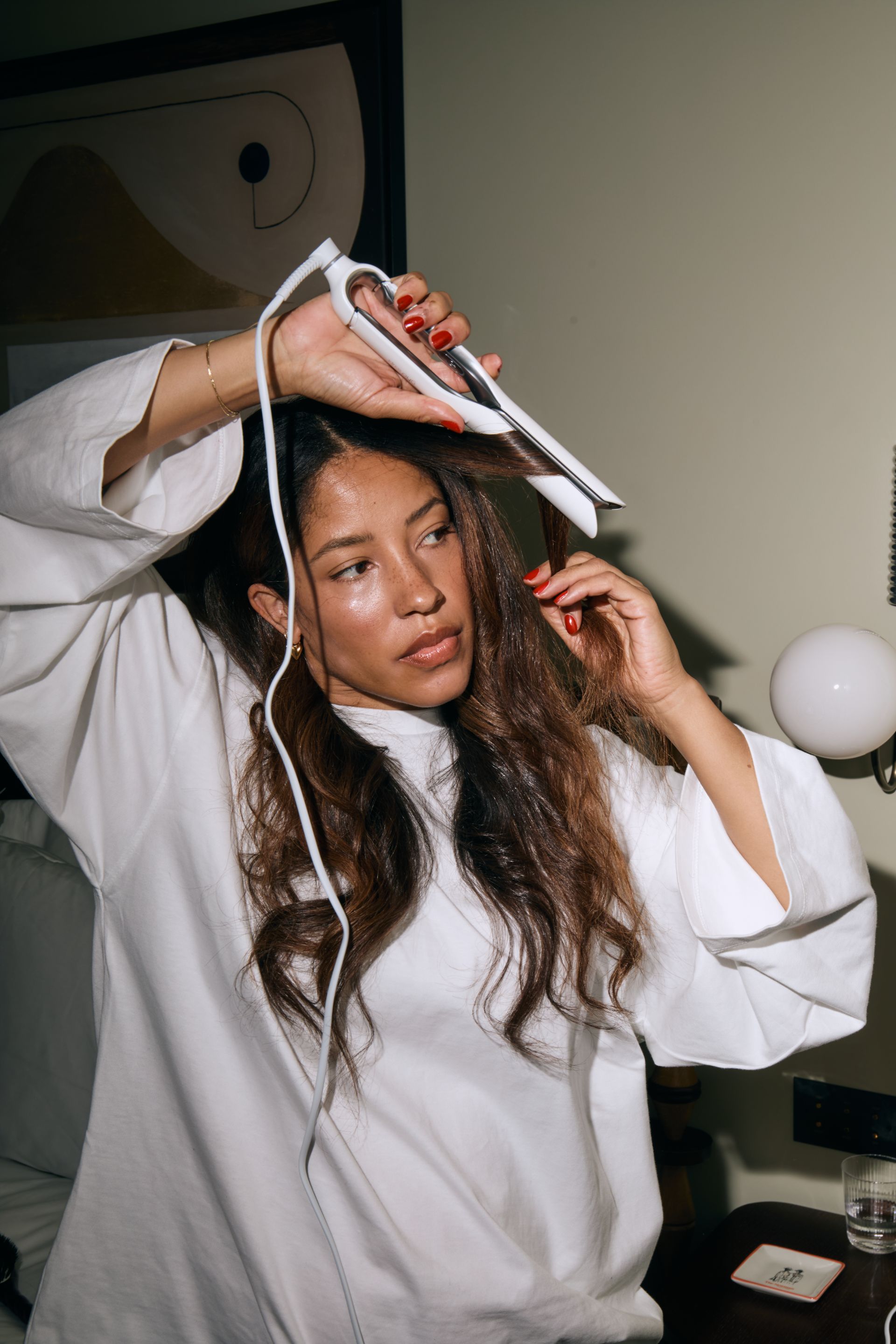 Alisha Dobson using the GHD Sculpt hair straighteners