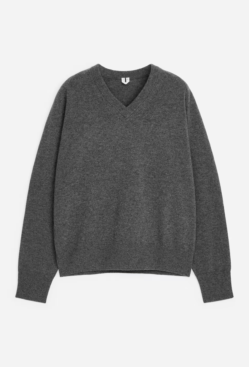 ARKET, Relaxed Cashmere V-Neck Jumper