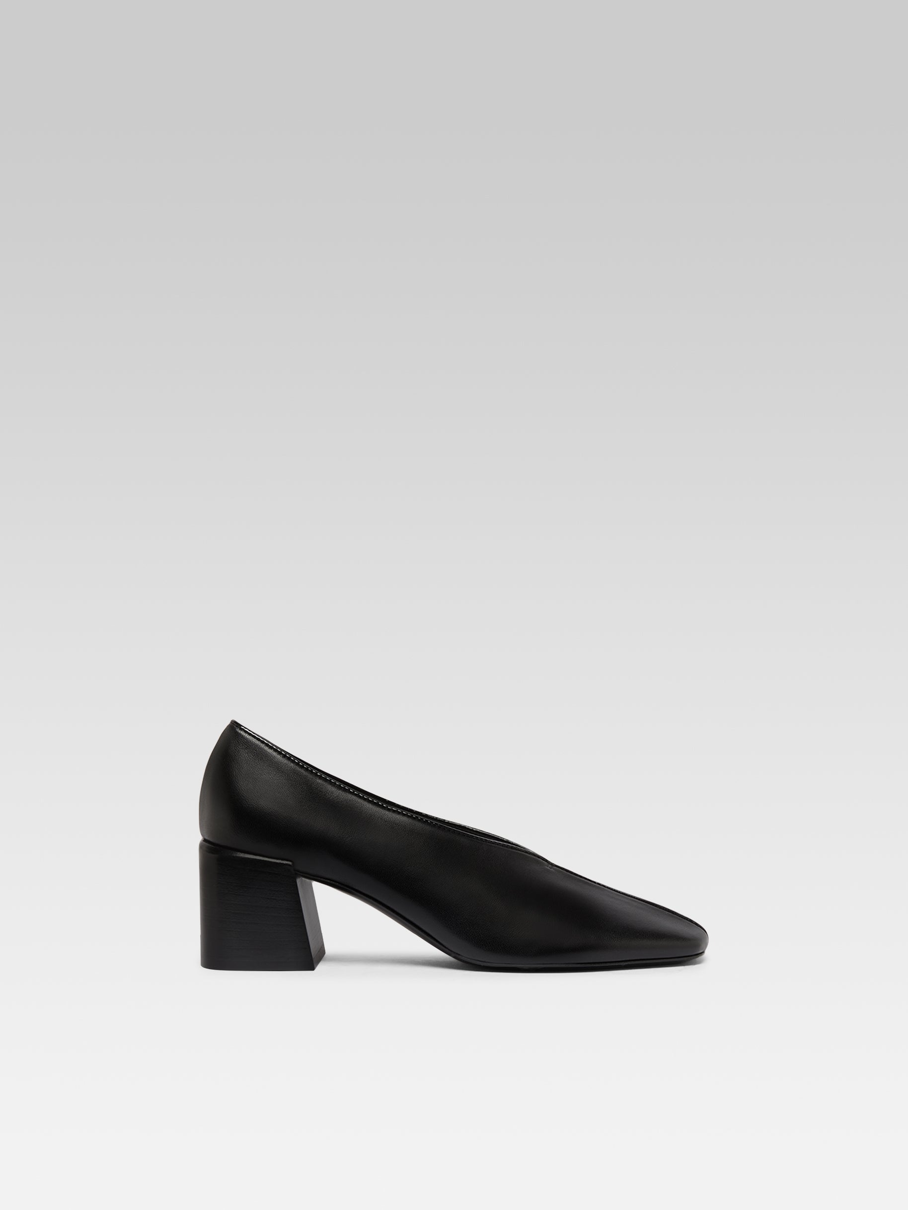 Aurora - Black Leather Pumps