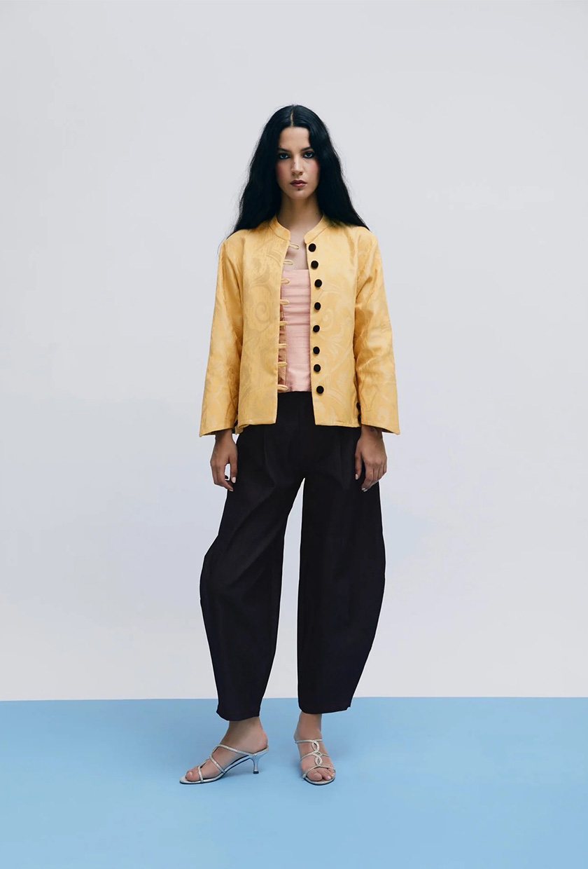 puerta negra, Penang Jacket