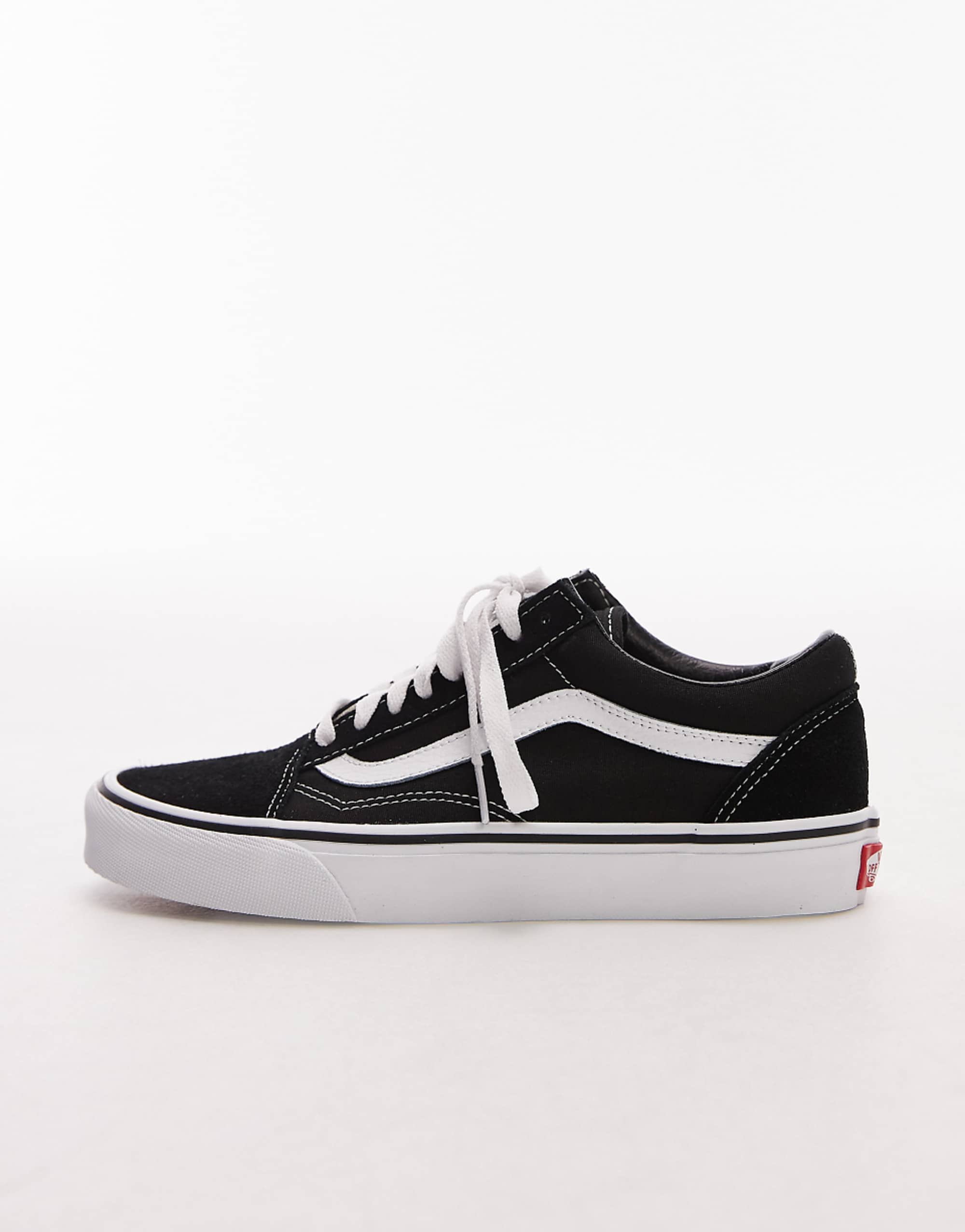 Vans Classic Old Skool Trainers in Black and White