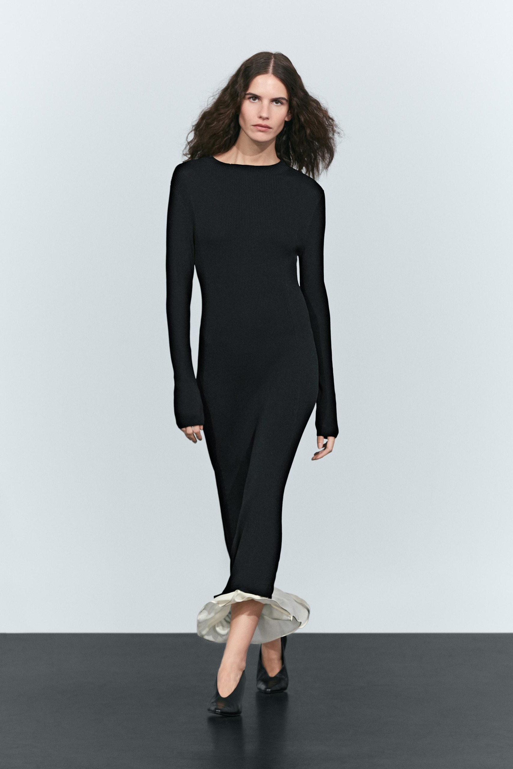 Midi Dress With Long Sleeve and Contrast Detail