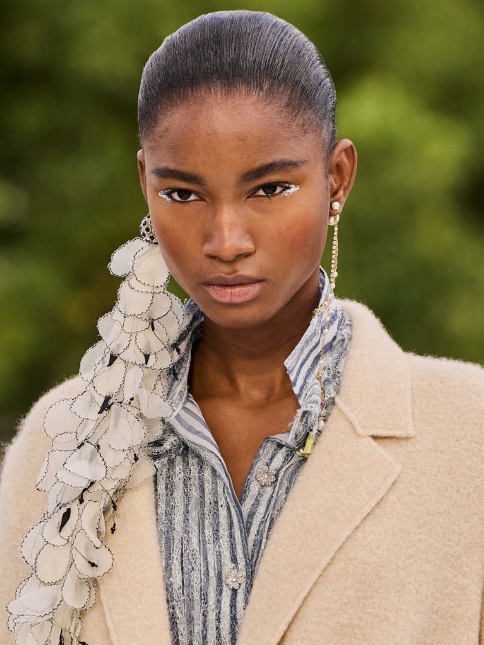 A close-up shot of the makeup at the Dior S/S 27 show