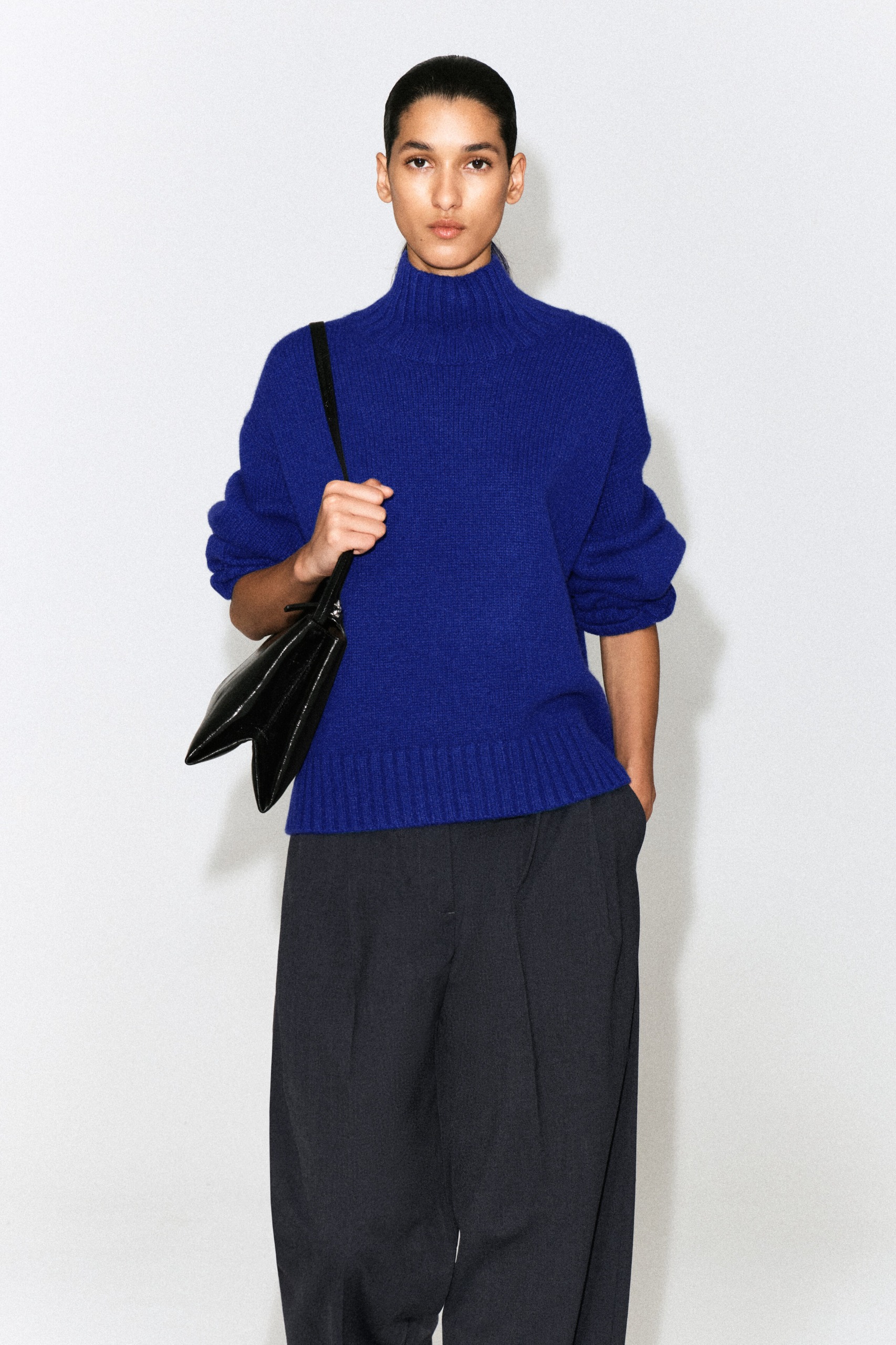 Chunky Pure Cashmere Mock-Neck Sweater