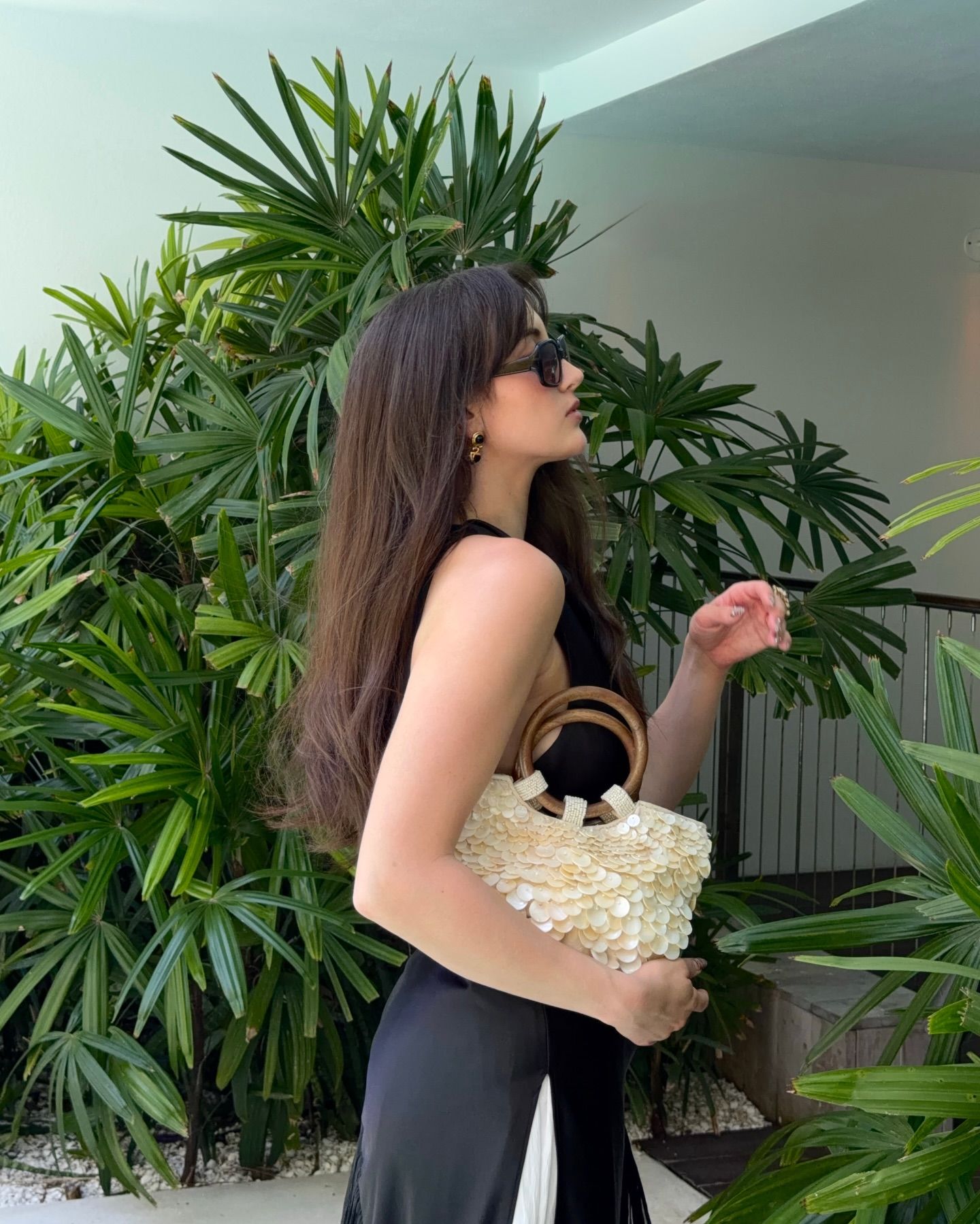 Image of WWW associate beauty editor Alyssa Brascia with long hair.