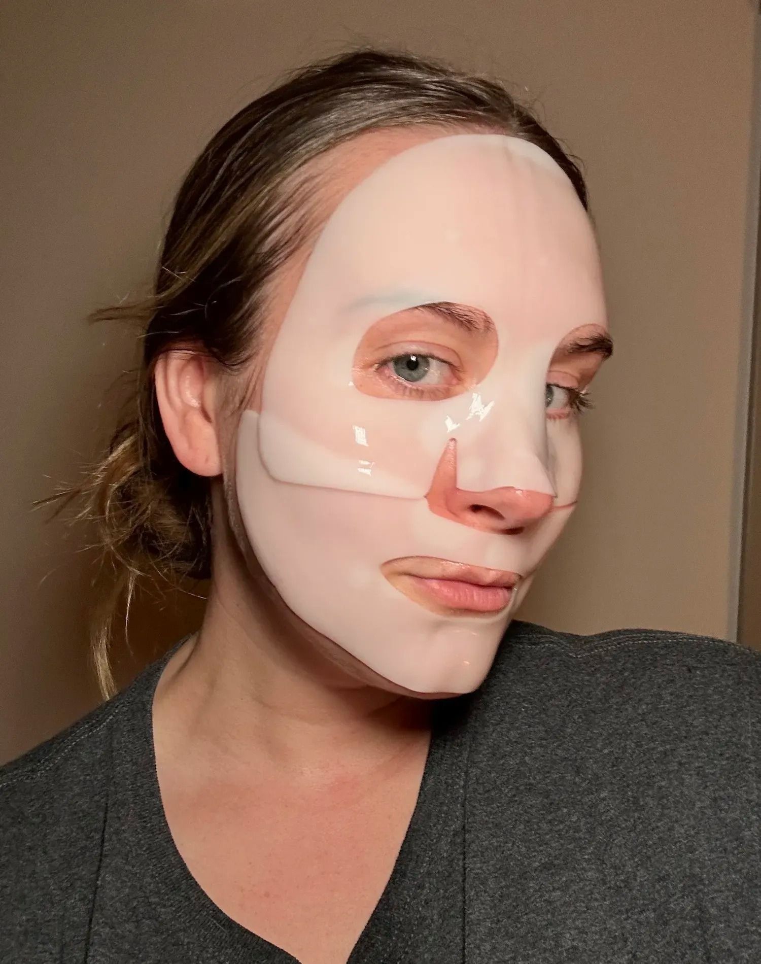 An image of Kaitlyn McLintock wearing a face mask.