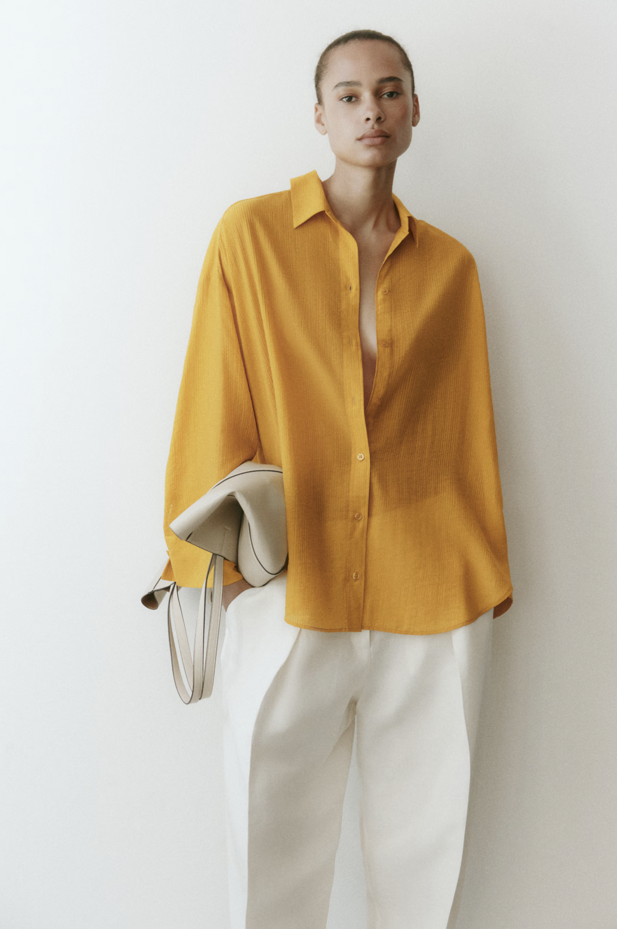 H&M, Oversized crinkled shirt