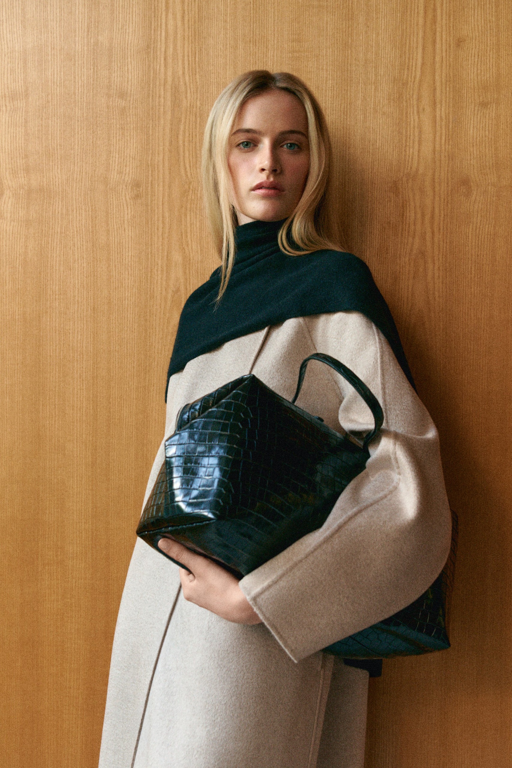 Cos MONTMARTRE BOWLING BAG