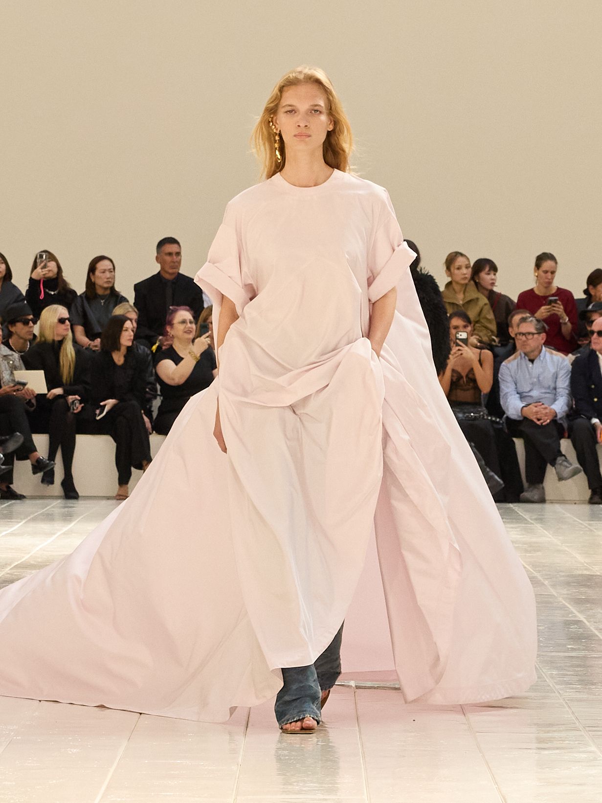A model walking in the Balenciaga Summer 2027 show during Paris Fashion Week.