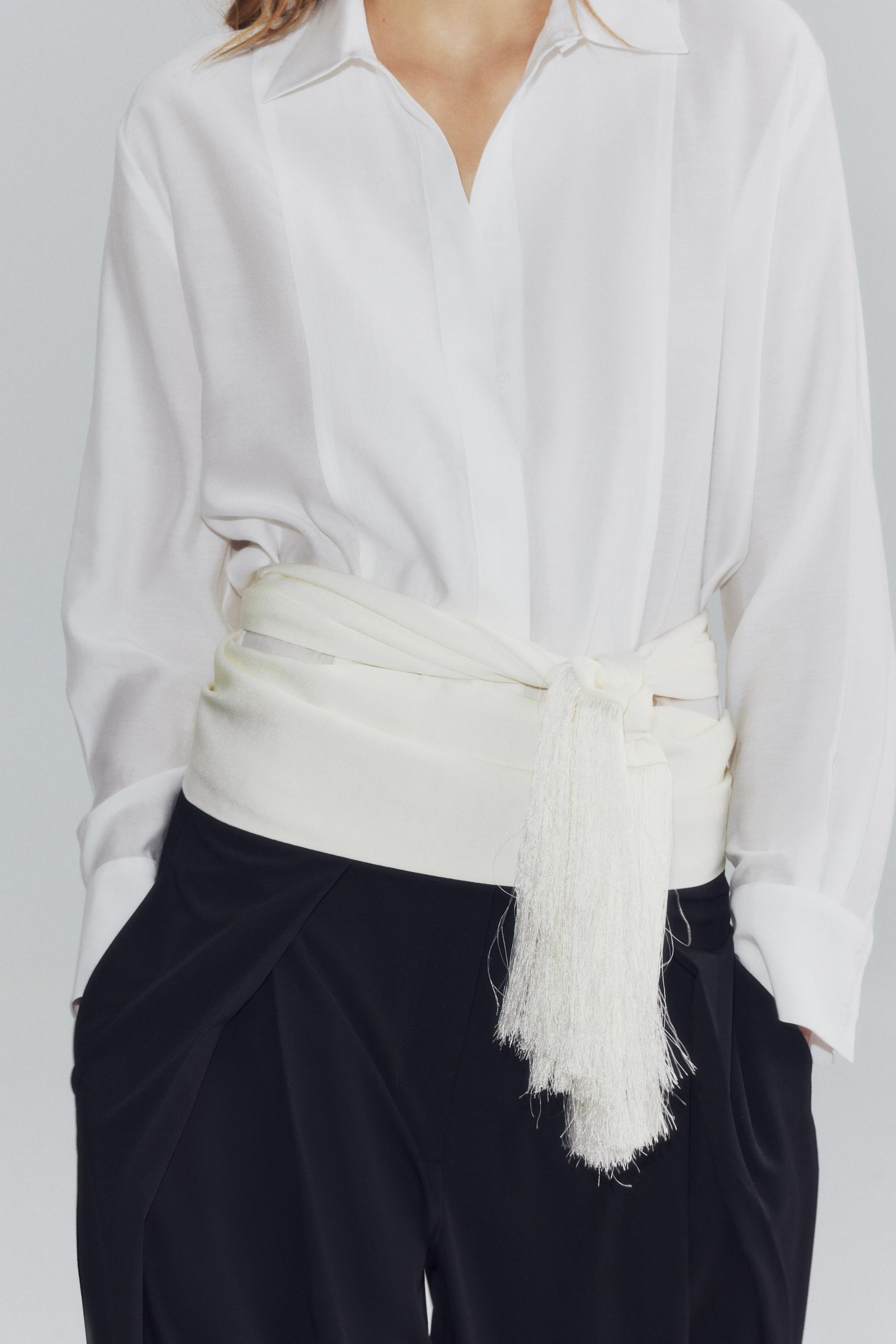 Fringed Tie-Style Scarf - Black - M
