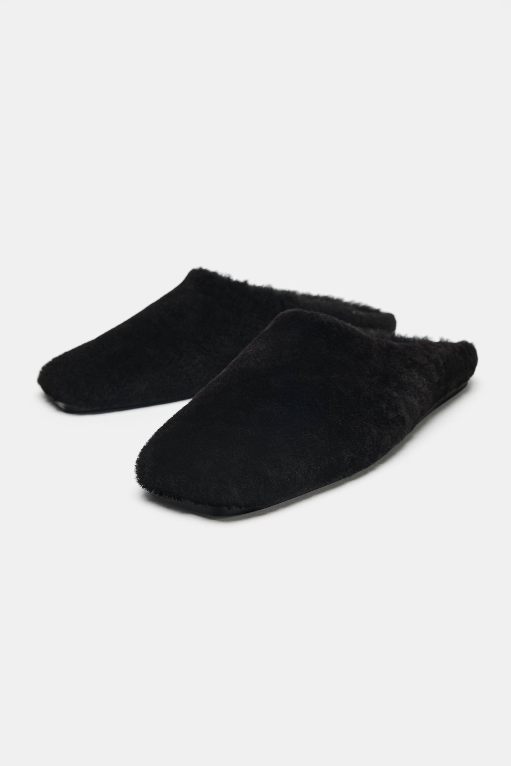 Limited Edition Leather Flats - Black - 6
