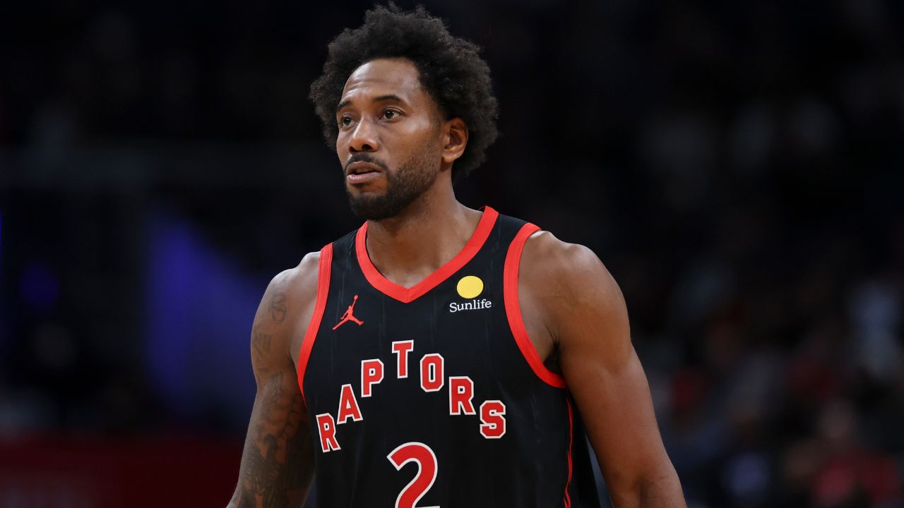 Raptors’ Kawhi Leonard out at least a week with knee swelling
