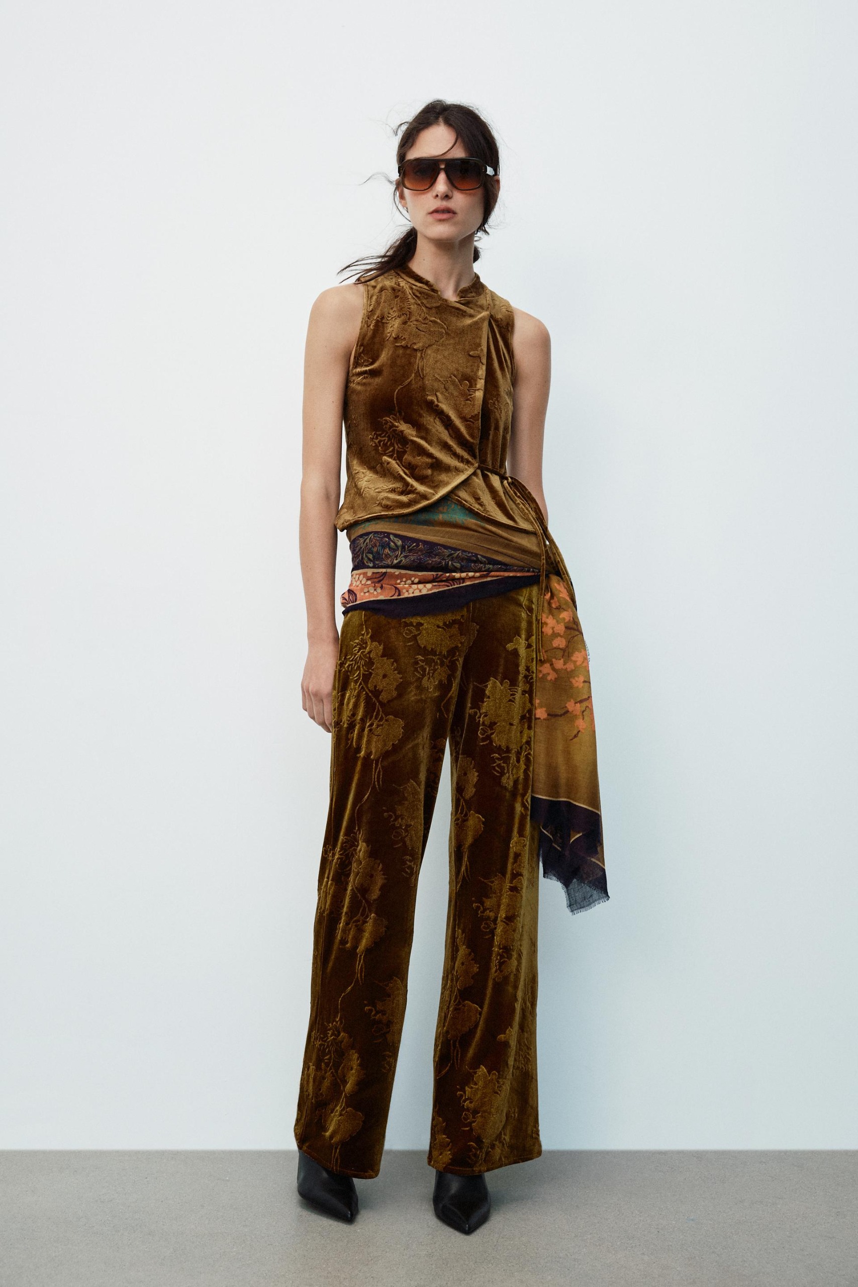 Velvet Print Pants - Brown / Green - S