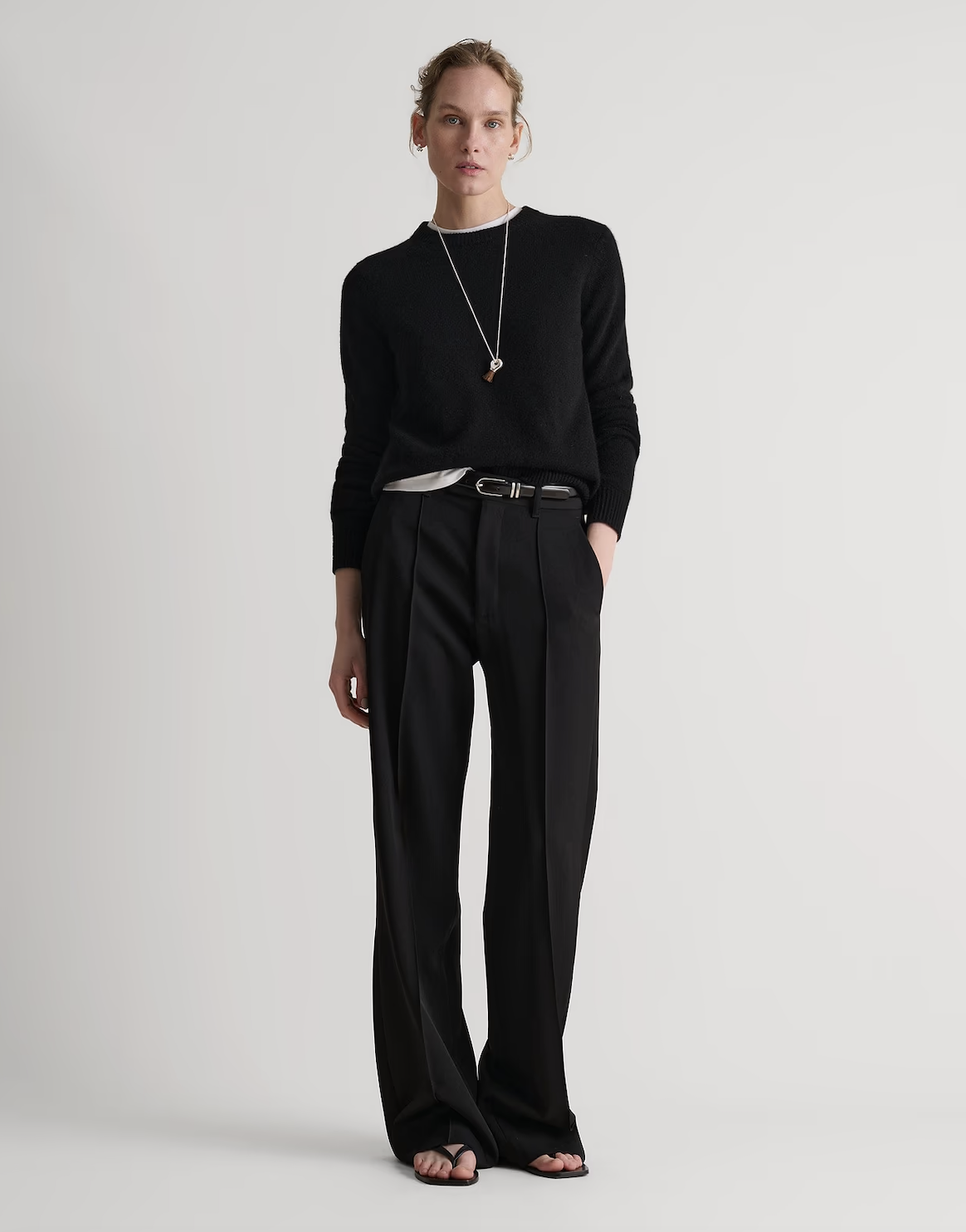 Rise & Fall, Women's Finest Midweight Cashmere Crew Neck Jumper - Black - Xs / Black