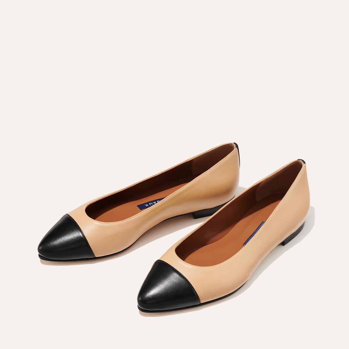 The Pointe - Dune and Black Nappa