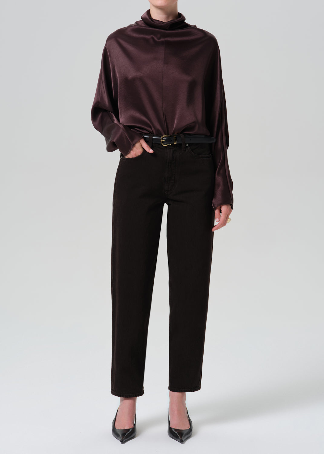 The Taper Jean in Carob - 23 / Carob